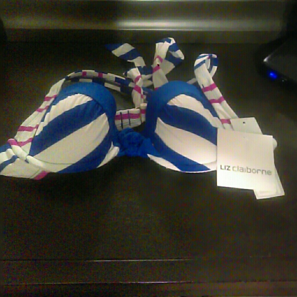 Liz Claiborne swim suit top